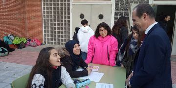 El Ayuntamiento de Guadalajara colabora con la marcha solidaria del IES Brianda de Mendoza contra el cáncer  de mama