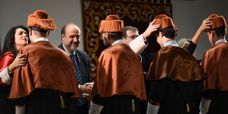 El Gobierno regional impulsará una nueva Ley de Ciencia en Castilla-La Mancha que incluya instrumentos de apoyo a la investigación El Gobierno regional impulsará una nueva Ley de Ciencia en Castilla-La Mancha que incluya instrumentos de apoyo a la investigación