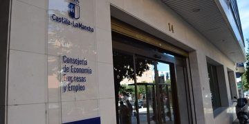 La Junta aprueba más de cuatro millones de euros para la formación en empresas de jóvenes desempleados de Castilla-La Mancha