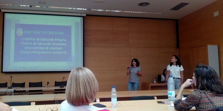 Los Servicios Sociales de Cabanillas presentan un proyecto de “Buena Práctica” en un foro regional