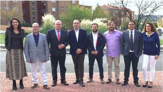 María Cruz y Jesús Muñoz, delegados del Colegio de Ingenieros Técnicos de Obras Públicas de C-LM en Cuenca y Guadalajara María Cruz y Jesús Muñoz, delegados del Colegio de Ingenieros Técnicos de Obras Públicas de C-LM en Cuenca y Guadalajara