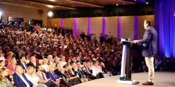 Núñez denuncia que Page respalda con su silencio cómplice la inacción de Pedro Sánchez en Cataluña