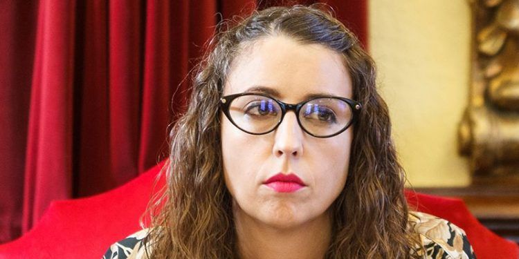 Simón: “Seguimos sin entender muchas cosas graves que sucedieron en el Mercado de Abastos con la gestión del PP”