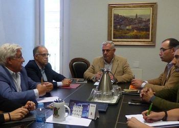 Vega propone a los grupos de Acción Local nuevas convocatorias de la Diputación para los programas de desarrollo de 2020