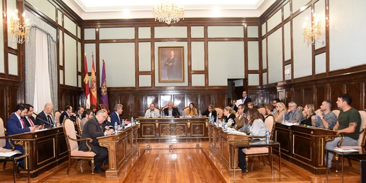 La Diputación de Guadalajara seguirá acudiendo a todas las ferias donde se promocione el turismo regional