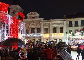 Un total de 665.000 bombillas led iluminarán la Navidad de Guadalajara con una gran caja musical en la Plaza Mayor Un total de 665.000 bombillas led iluminarán la Navidad de Guadalajara con una gran caja musical en la Plaza Mayor