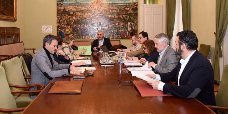 El Consorcio de Residuos de Guadalajara aumenta su presupuesto un 6,3% en 2020 sin subir las tasas a los ayuntamientos El Consorcio de Residuos de Guadalajara aumenta su presupuesto un 6,3% en 2020 sin subir las tasas a los ayuntamientos