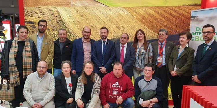 El Gobierno regional impulsa la gestión forestal sostenible en Castilla-La Mancha con un apoyo decidido al sector El Gobierno regional impulsa la gestión forestal sostenible en Castilla-La Mancha con un apoyo decidido al sector
