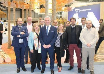 La Federación de Turismo y Hostelería de la provincia de Guadalajara, presente en la inauguración del stand de Castilla-La Mancha en FITUR