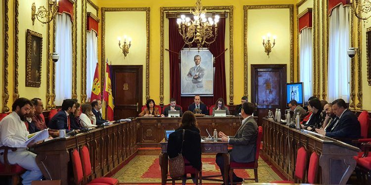 El Pleno aprueba definitivamente el presupuesto de Guadalajara para 2020, que crece hasta los 70.066.258,78 euros El Pleno aprueba definitivamente el presupuesto de Guadalajara para 2020, que crece hasta los 70.066.258,78 euros
