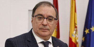 La dignidad de la muerte y los lamentables exabruptos de Echániz