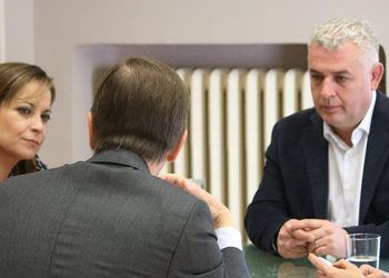 La Diputación y los Farmacéuticos de Guadalajara avanzan en su nuevo convenio