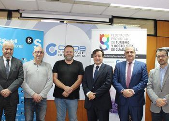 Las federaciones de Turismo y Comercio de CEOE-CEPYME Guadalajara y Banco Sabadell firman un convenio de colaboración Las federaciones de Turismo y Comercio de CEOE-CEPYME Guadalajara y Banco Sabadell firman un convenio de colaboración