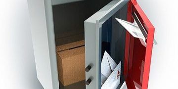 Un estudiante de Ingeniería de Guadalajara patenta un buzón inteligente que recibe pedidos, incluso sin estar el receptor en casa