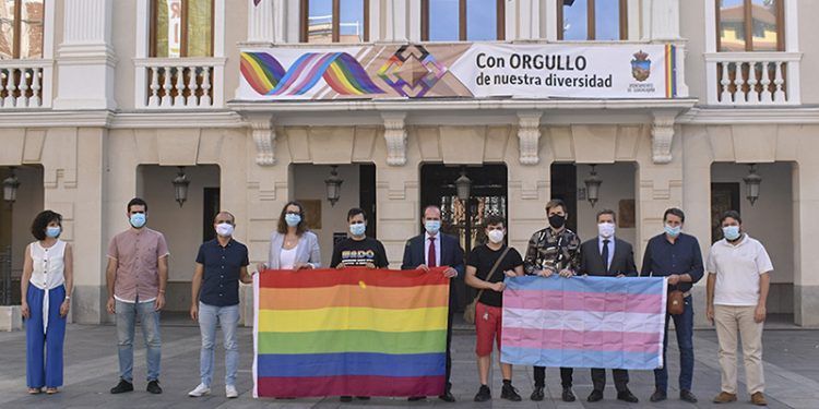 Guadalajara conmemora el Día Internacional del Orgullo  LGTBI “orgullosa de su diversidad”