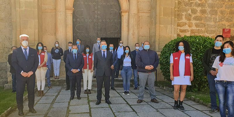 Las Cortes regionales se suman, en Molina de Aragón, al minuto de silencio en el último día de luto oficial por las víctimas del coronavirus
