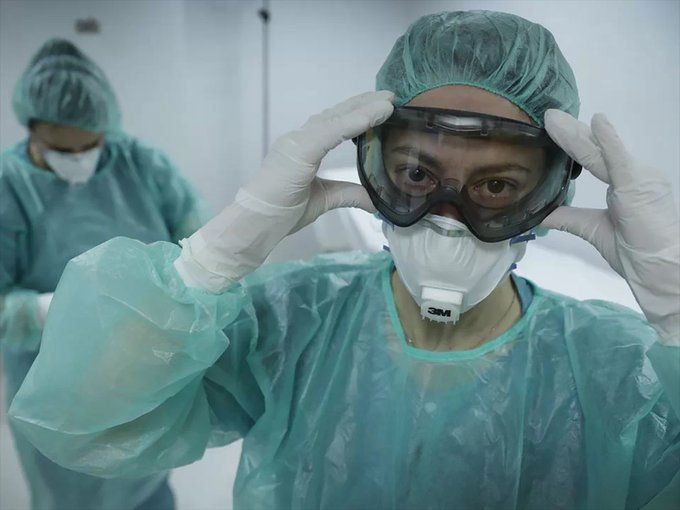 Un 41 por ciento de enfermeras y enfermeros han sufrido la Covid-19 en Castilla La Mancha