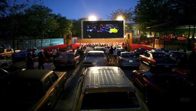 El Ayuntamiento de El Casar poner en marcha un autocine todos los viernes y sábados del mes de julio