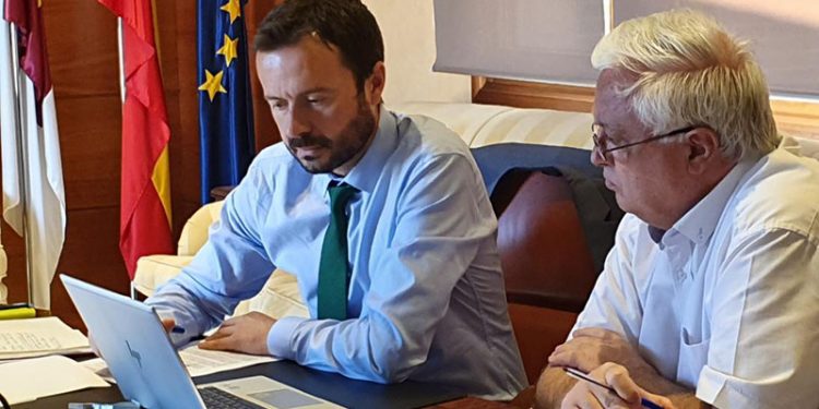 El Gobierno de Castilla-La Mancha impulsa la Agenda 2030 como eje vertebrador de sus políticas a través de sus 17 objetivos de desarrollo sostenible El Gobierno de Castilla-La Mancha impulsa la Agenda 2030 como eje vertebrador de sus políticas a través de sus 17 objetivos de desarrollo sostenible