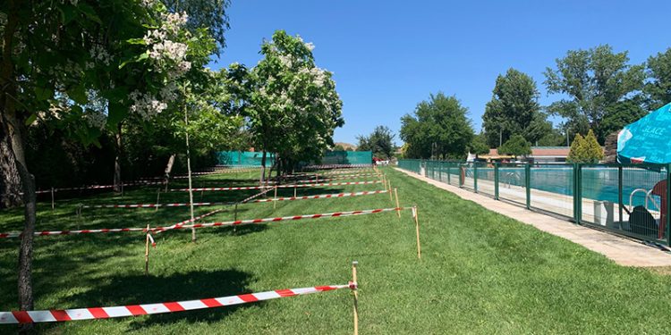 Los seguntinos se acostumbran, en pocos días, a las nuevas normas de seguridad de la piscina Los seguntinos se acostumbran, en pocos días, a las nuevas normas de seguridad de la piscina