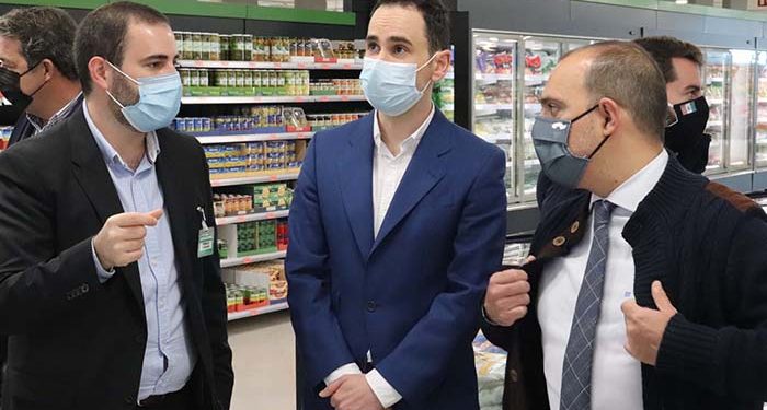 Salinas felicita a “Mercadona” en la apertura de su nuevo supermercado de Cabanillas