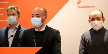 Cs exige a García-Page que invierta más en el Centro de Salud de los Valles y le reclama el Instituto para Yebes