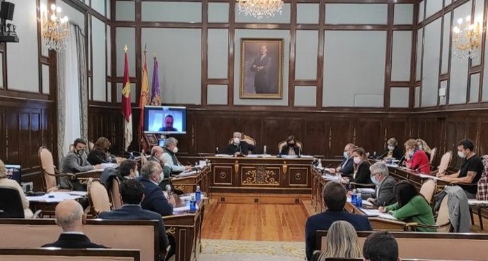 El Grupo Popular denuncia que el PSOE de la Diputación de Guadalajara apoya una ley educativa que “ataca la libertad de enseñanza y elección de los padres”