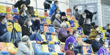 Javi Díaz agua la fiesta del Quabit ante su afición