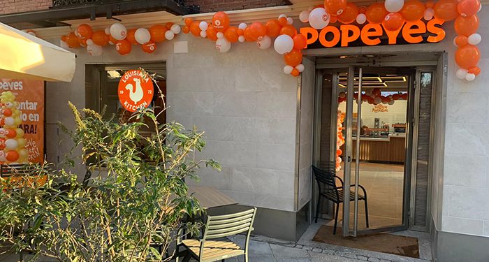 Popeyes®, la cadena de restauración especializada en pollo, llega a Guadalajara