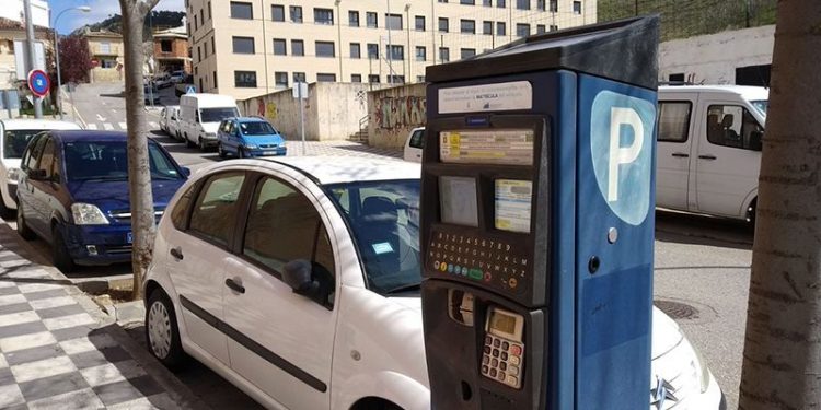 El Ayuntamiento de Guadalajara eximirá del pago de la zona azul a los vehículos eléctricos con cero emisiones a la atmósfera El Ayuntamiento de Guadalajara eximirá del pago de la zona azul a los vehículos eléctricos con cero emisiones a la atmósfera