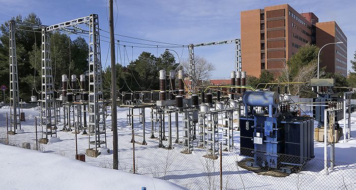 Sin incidencias el cambio de suministro eléctrico del Hospital desde la subestación al nuevo centro de seccionamiento
