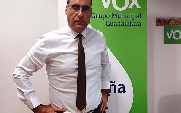 VOX Guadalajara muestra su sorpresta ante el “nerviosismo” del alcalde ante la pregunta de si se ha vacunado el equipo de Gobierno