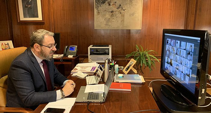 Robles agradece a los profesionales de los Centros de la Mujer y recursos de acogida su “labor callada y prudente” con las víctimas de violencia de género Robles agradece a los profesionales de los Centros de la Mujer y recursos de acogida su “labor callada y prudente” con las víctimas de violencia de género
