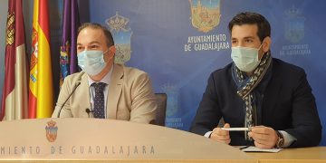 Carnicero reprocha a Aike que intente ser el “telonero” de Alberto Rojo para tapar sus carencias