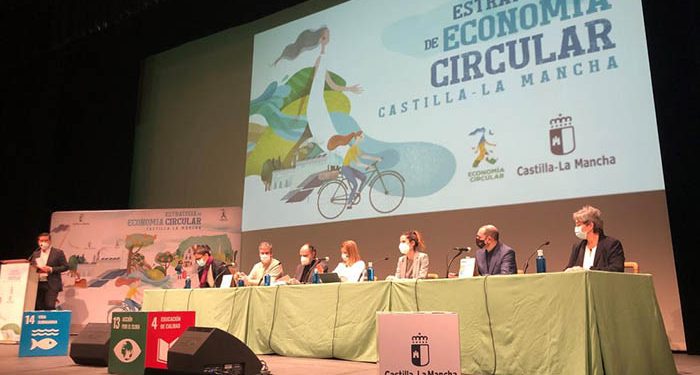 El Gobierno regional presenta la ‘Estrategia de Economía Circular de Castilla-La Mancha Horizonte 2030’, para consolidar una región competitiva, descarbonizada y resiliente El Gobierno regional presenta la ‘Estrategia de Economía Circular de Castilla-La Mancha Horizonte 2030’, para consolidar una región competitiva, descarbonizada y resiliente