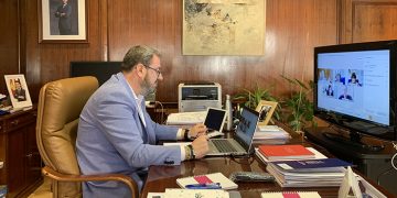 Robles se reúne con la Confederación Hidrográfica del Ebro para tratar cuestiones en torno a los cauces y planes de depuración