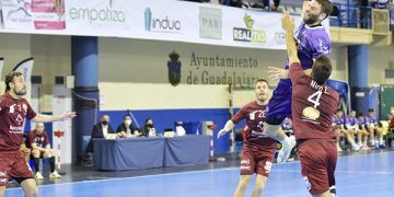 El empuje del Quabit no consigue salvar los dos puntos en casa ante el Valladolid