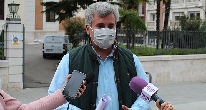 Esteban pide explicaciones a Vega sobre “las mentiras continuadas” de la nueva consejera acerca de su formación y experiencia laboral