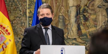 Page firma el acuerdo para la estrategia ‘Impulsa Guadalajara’ diseñada en colaboración con administraciones y agentes sociales