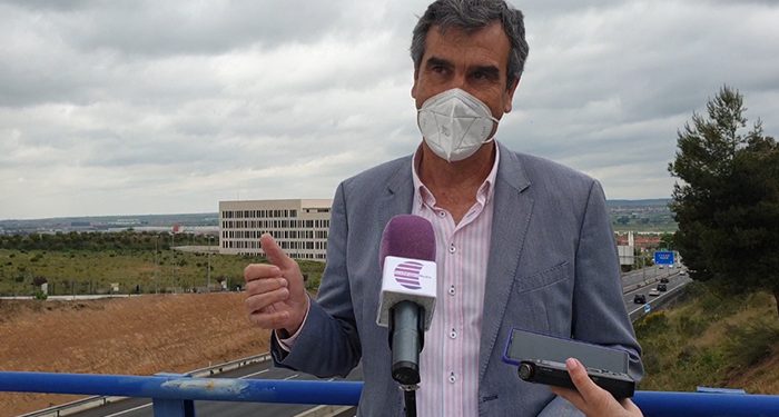 Antonio Román muestra su oposición a que el Gobierno de Sánchez cobre peajes por circular por las autovías