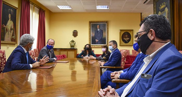 El Ayuntamiento de Guadalajara y la Universidad de Alcalá sellan una colaboración para la realización de prácticas deportivas y de formación entre su alumnado