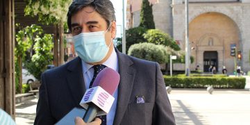 Echániz asegura que los resultados de Madrid muestran que “la sociedad  apuesta por un partido de centro-derecha capaz de sumar desde la unidad y la concordia”