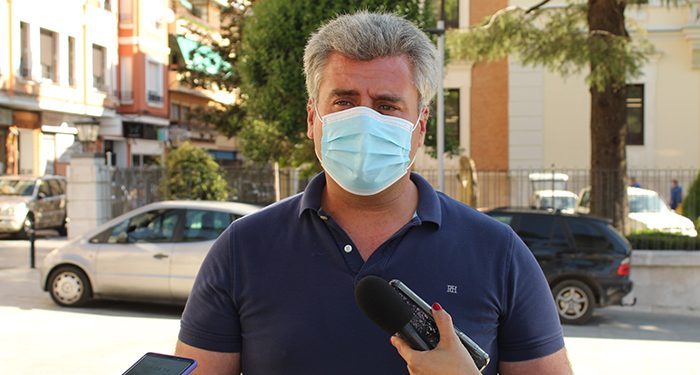 Esteban reprocha a Page “su doble cara” y critica su voto a favor para volver a cerrar la hostelería “atacando de nuevo a este sector”