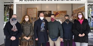 Arrancan las Navidades Artesanas con la inauguración del II Mercadillo Artesano de Guadalajara