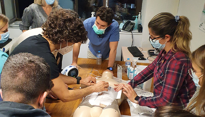 El Hospital de Guadalajara ha acogido un curso de Cirugía de Urgencias dirigido a residentes, el primero de este tipo que se celebra en la región