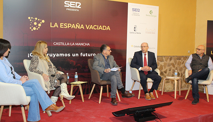 La Estrategia Frente a la Despoblación de Castilla-La Mancha contempla una dotación económica de 449 millones de euros en el primer año