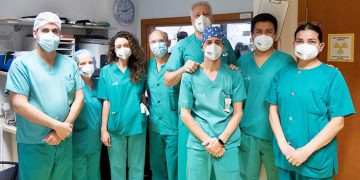 El Hospital de Guadalajara, pionero en el uso de un nuevo dispositivo para la monitorización prolongada de pacientes con sospecha de arritmias cardiacas