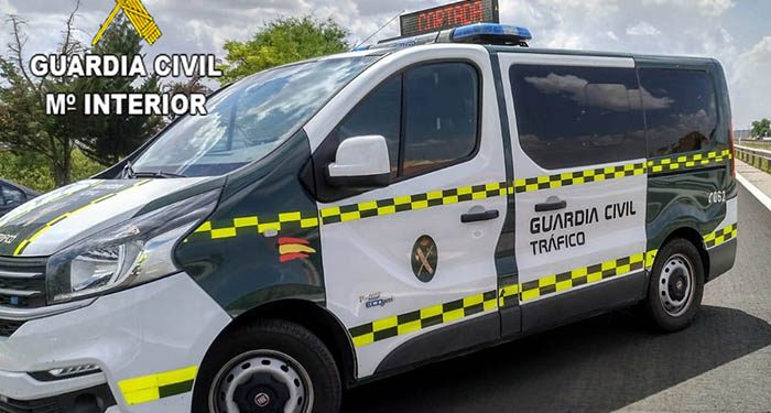 Heridos dos guardias civiles en Villanueva de la Torre tras sufrir un accidente durante una persecución