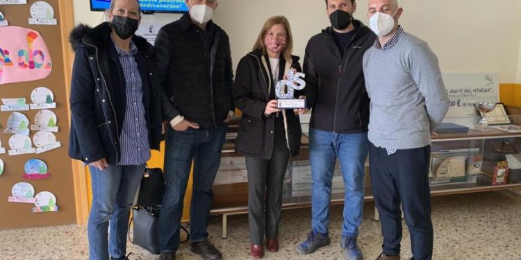 El Gobierno regional anima a los centros educativos desde El Provencio a participar en el concurso ‘Supercirculares’ para implicar, concienciar y divulgar entre el alumnado los beneficios medioambientales El Gobierno regional anima a los centros educativos desde El Provencio a participar en el concurso ‘Supercirculares’ para implicar, concienciar y divulgar entre el alumnado los beneficios medioambientales