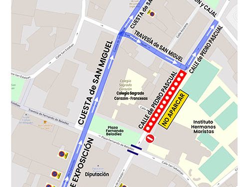 Restricciones de aparcamiento y cortes de tráfico desde el próximo martes en la calle Pedro Pascual por trabajos de reparación del adoquinado